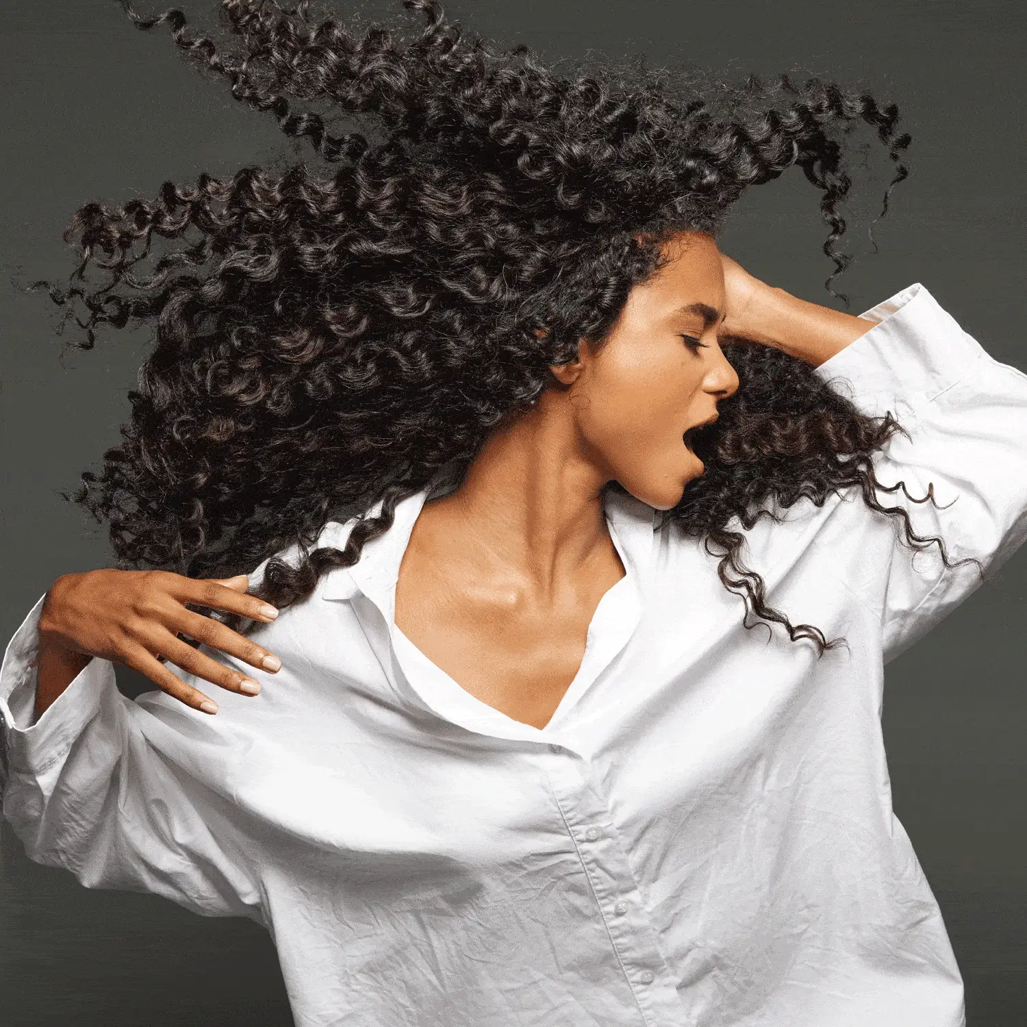 Shook Mix + Fix Bundling Curly Hair Spray - Image 3